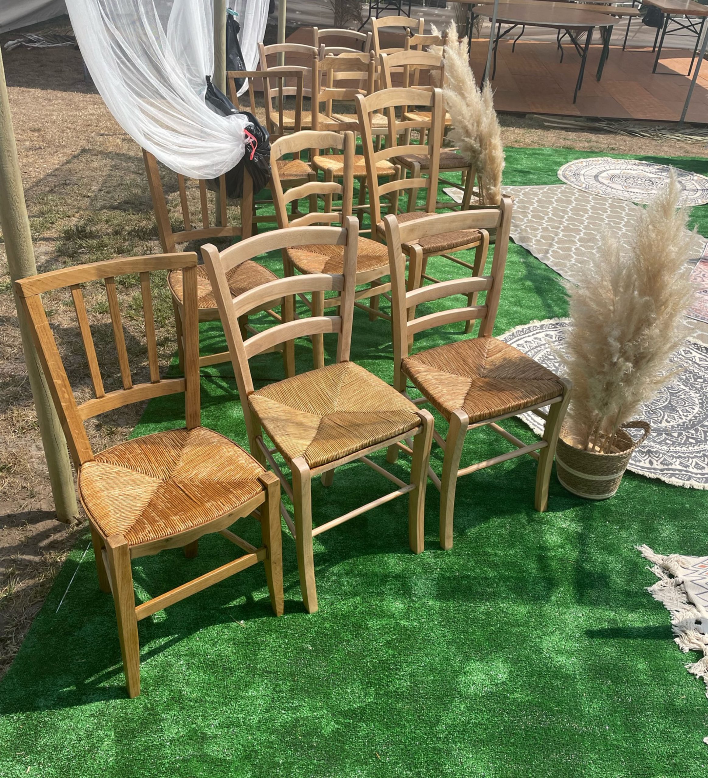 location-chaise-bois-paille-tours